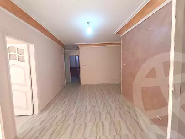 https://aqarmap.com.eg/ar/listing/6852066-for-rent-alexandria-al-agamy-bw-ywsf