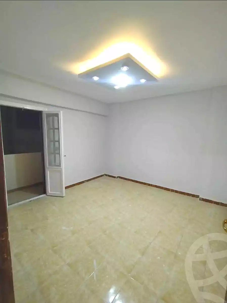 https://aqarmap.com.eg/ar/listing/6852175-for-sale-alexandria-lsywf-el-falki