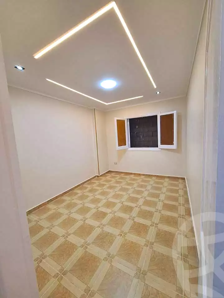https://aqarmap.com.eg/ar/listing/6852213-for-sale-alexandria-sydy-bshr-sydy-bshr-bhry-shr-mhmwd-l-yswy