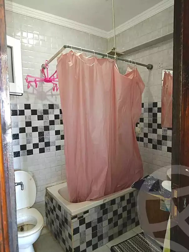 https://aqarmap.com.eg/ar/listing/6852290-for-sale-alexandria-fleming-takla-st