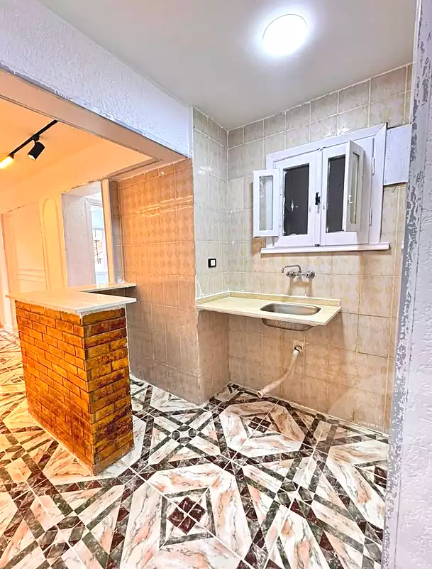 https://aqarmap.com.eg/ar/listing/6852295-for-sale-alexandria-al-agamy-shataa-el-nakheel
