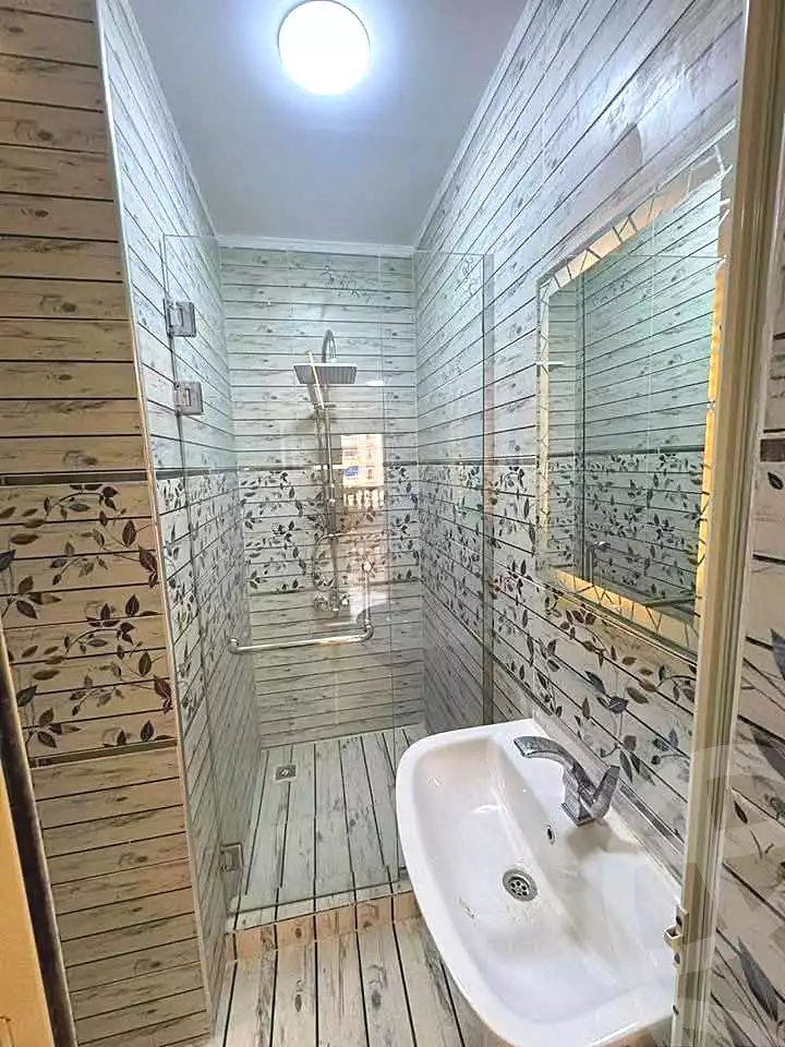 https://aqarmap.com.eg/ar/listing/6852343-for-sale-alexandria-al-agamy-lbytsh-shahr-al-assal-st