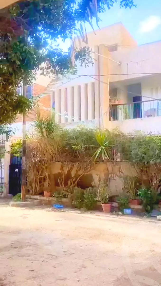 https://aqarmap.com.eg/ar/listing/6852502-for-sale-alexandria-al-agamy-bw-ywsf