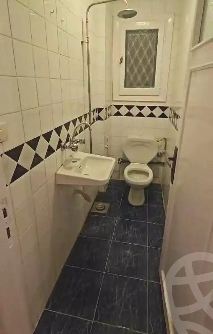https://aqarmap.com.eg/en/listing/6852533-for-rent-alexandria-ganaklis