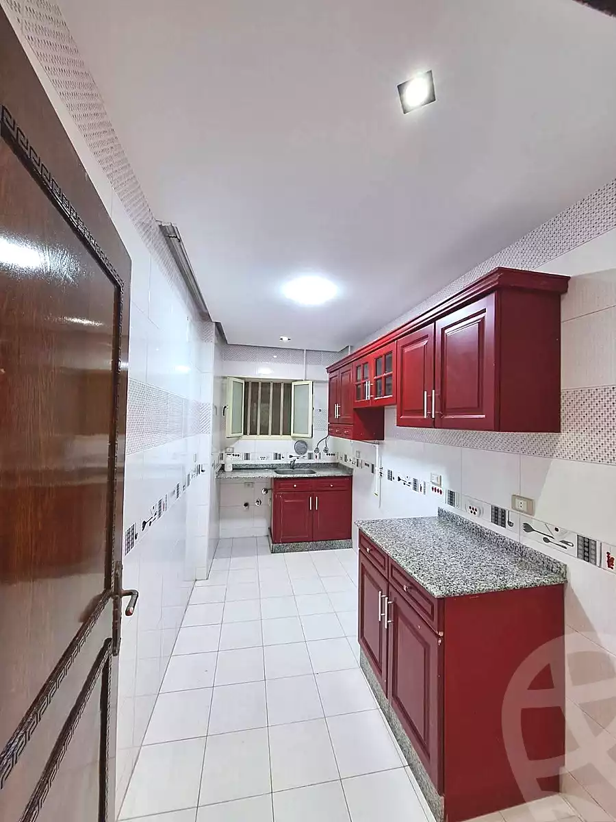 https://aqarmap.com.eg/ar/listing/6852674-for-sale-alexandria-sydy-bshr-sydy-bshr-bhry-ibrahim-el-sayed-st