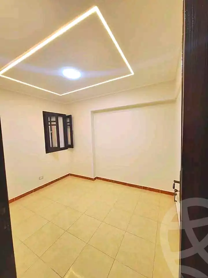 https://aqarmap.com.eg/en/listing/6852684-for-sale-alexandria-sydy-bshr-sydy-bshr-bhry-street-16