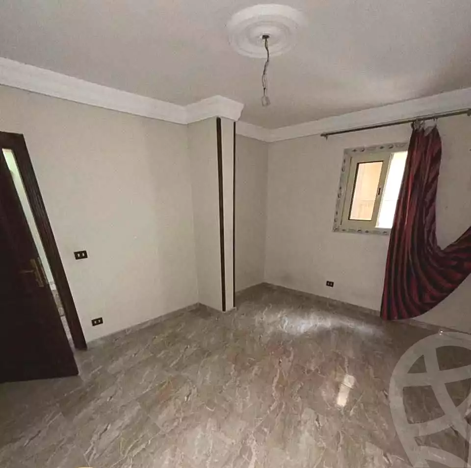 https://aqarmap.com.eg/en/listing/6852729-for-sale-alexandria-camp-cesar-port-said-street