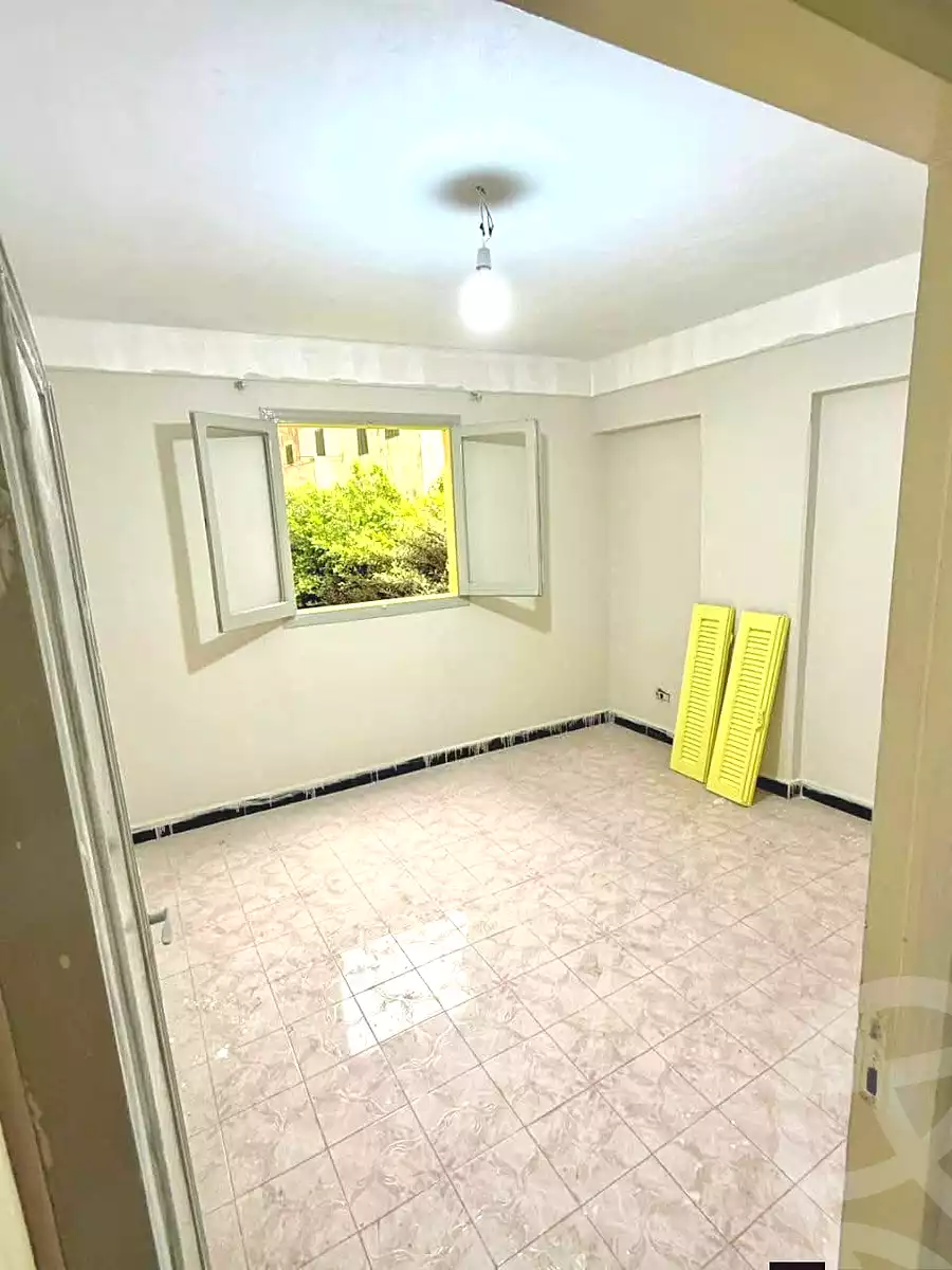 https://aqarmap.com.eg/ar/listing/6852748-for-sale-alexandria-al-agamy-lbytsh-shahr-al-assal-st
