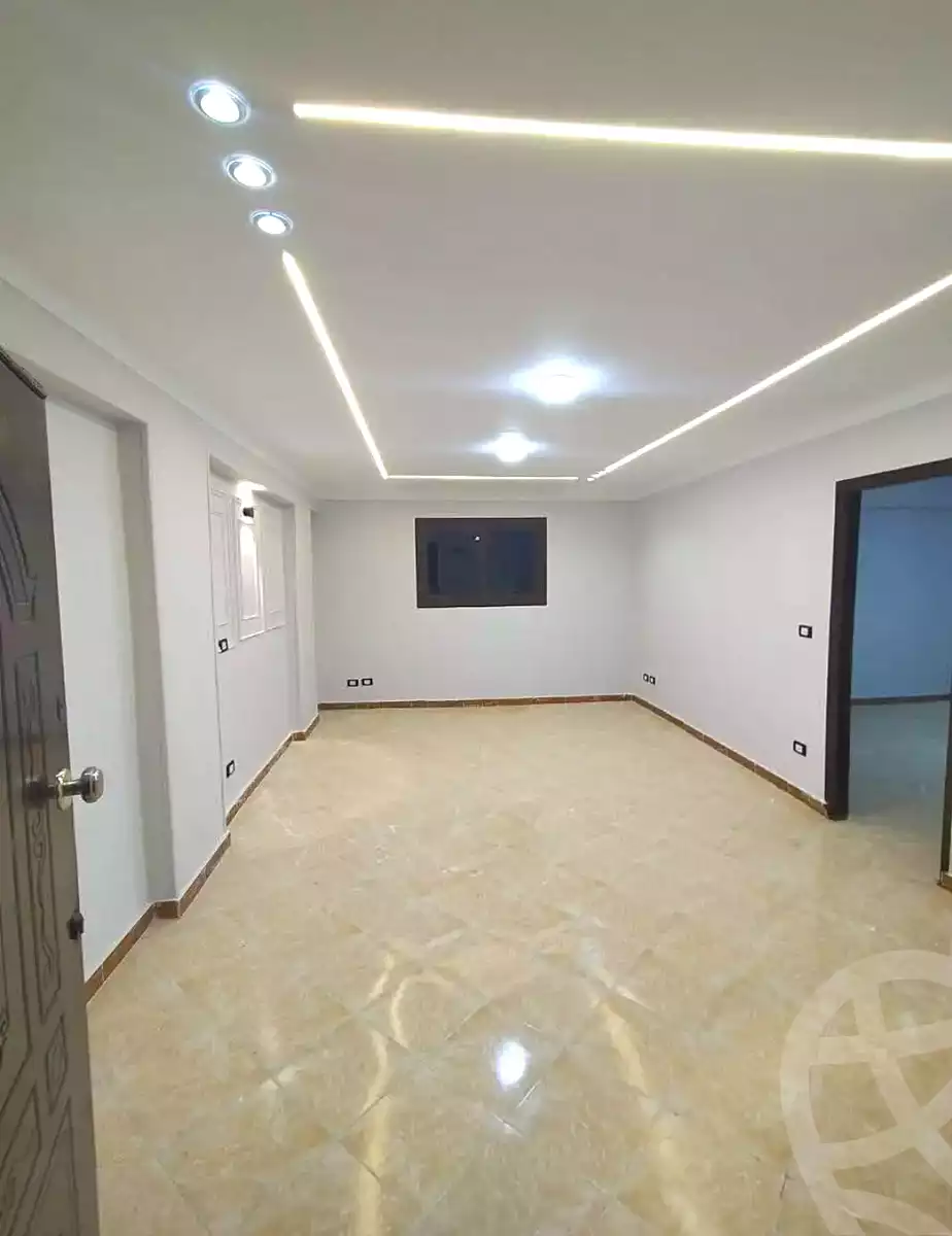 https://aqarmap.com.eg/en/listing/6853020-for-sale-alexandria-lsywf-el-falki
