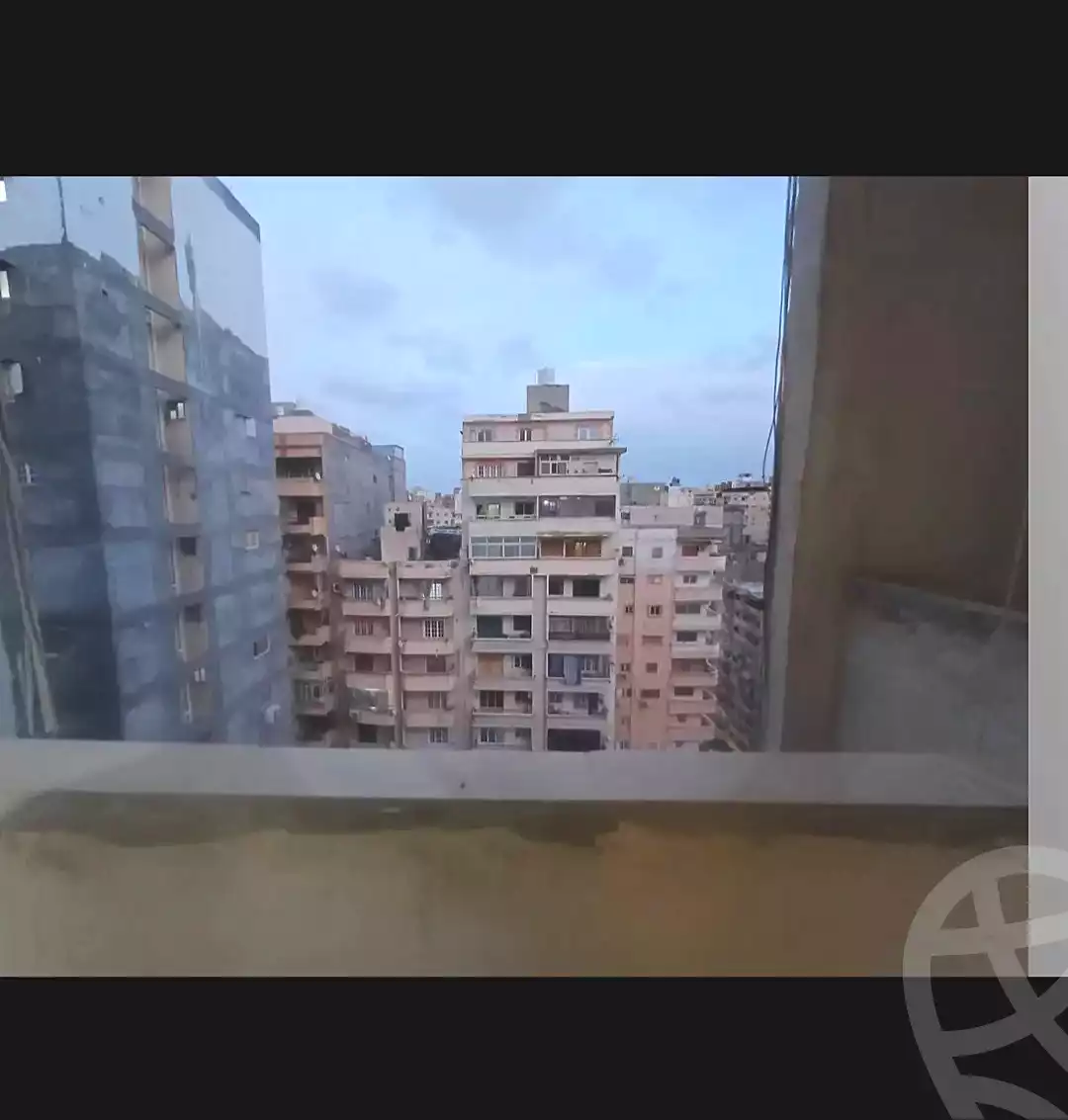 https://aqarmap.com.eg/ar/listing/6853285-for-sale-alexandria-sydy-bshr-sydy-bshr-bhry-shr-khld-bn-lwlyd