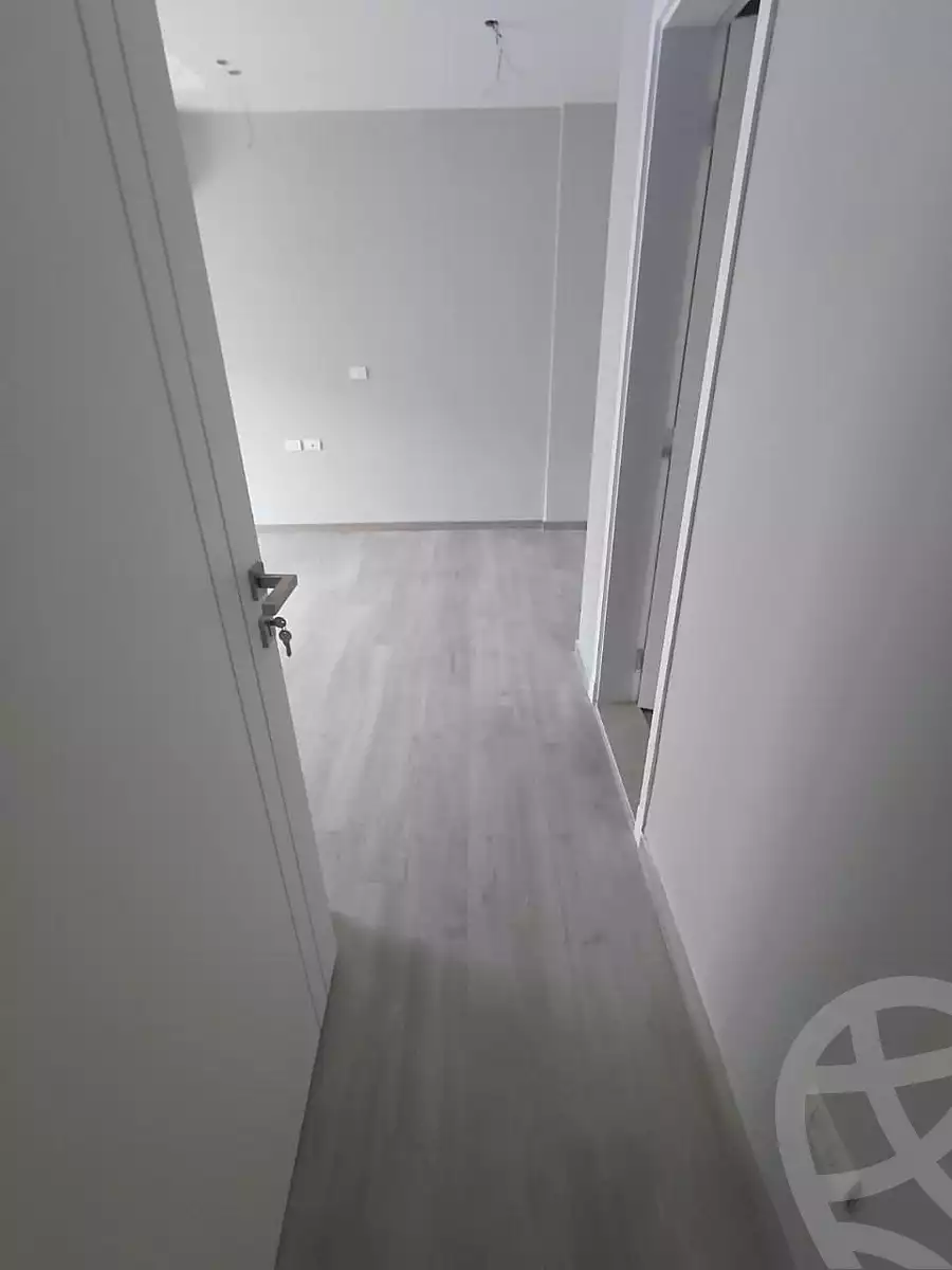 https://aqarmap.com.eg/ar/listing/6853576-for-rent-cairo-el-sheikh-zayed-city-compounds-kmbwnd-fyldj-wyst-dr-llttwyr