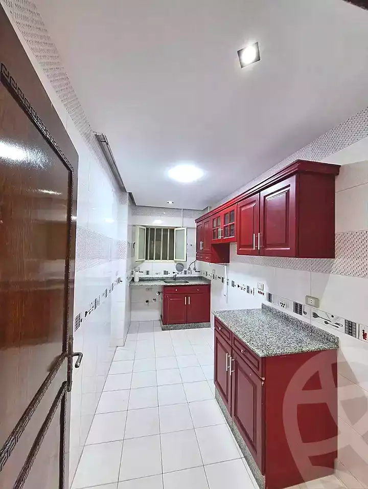 https://aqarmap.com.eg/ar/listing/6853967-for-sale-alexandria-sydy-bshr-sydy-bshr-bhry-shr-mhmwd-l-yswy