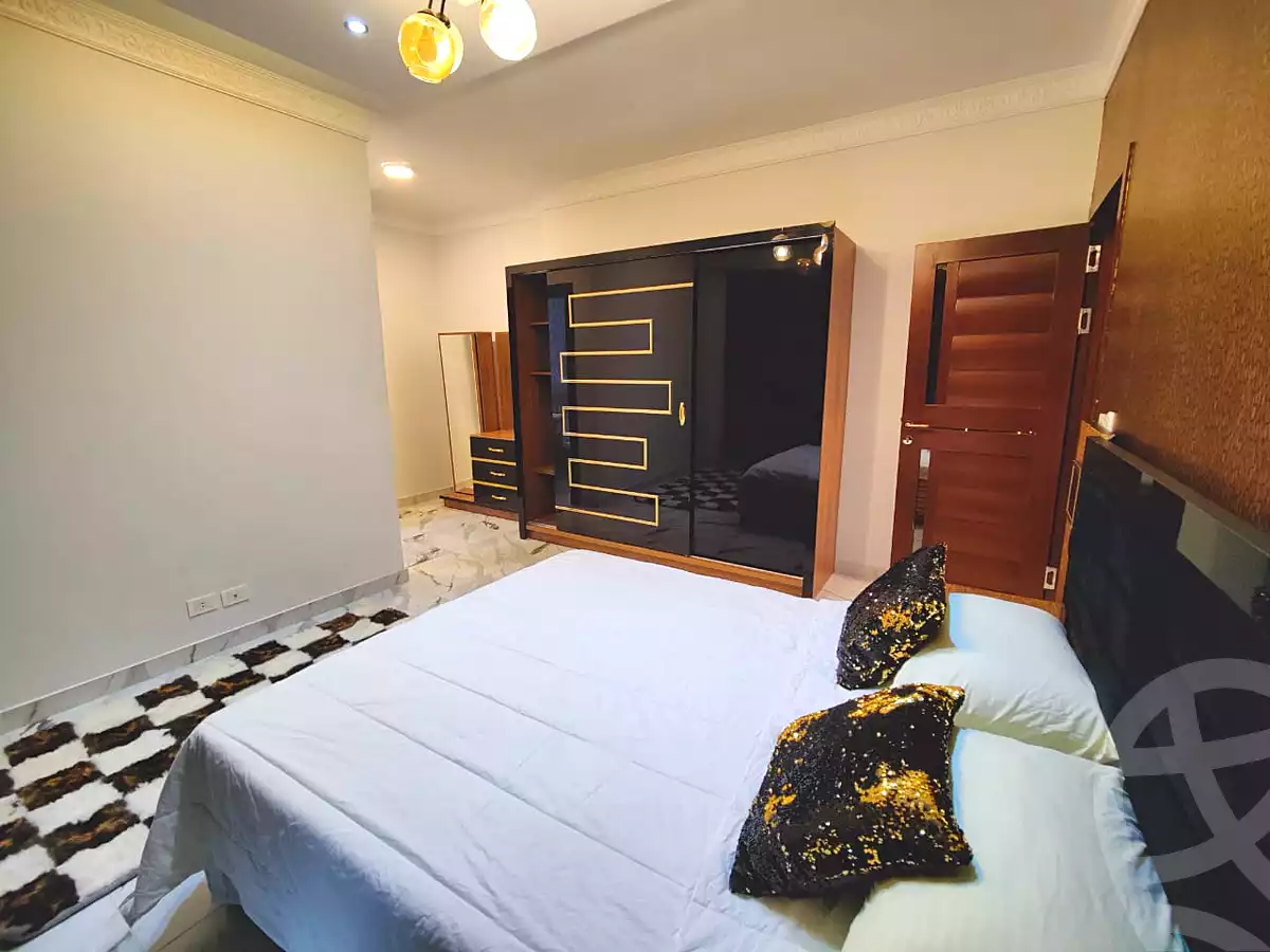https://aqarmap.com.eg/ar/listing/6853975-for-rent-cairo-el-sheikh-zayed-city-compounds-the-courtyard