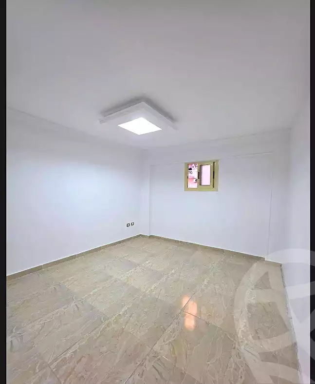 https://aqarmap.com.eg/ar/listing/6854343-for-sale-alexandria-el-asafra-shr-45