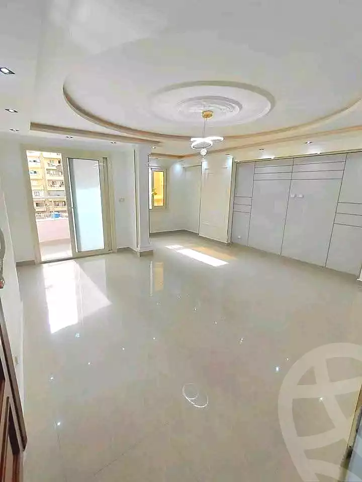 https://aqarmap.com.eg/ar/listing/6854498-for-sale-alexandria-sydy-bshr-sydy-bshr-bhry-gamal-abd-el-nasir-st