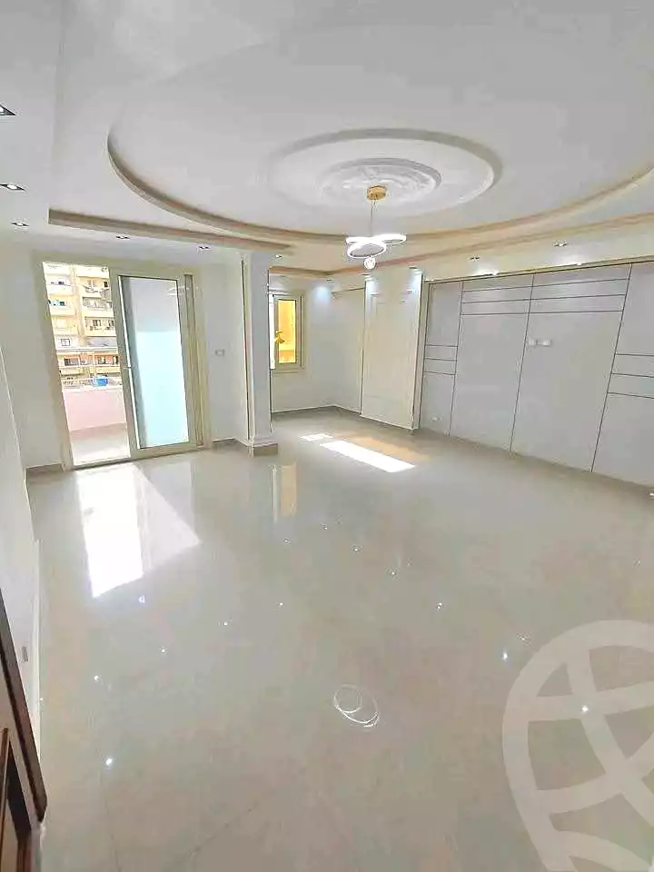 https://aqarmap.com.eg/ar/listing/6854498-for-sale-alexandria-sydy-bshr-sydy-bshr-bhry-gamal-abd-el-nasir-st
