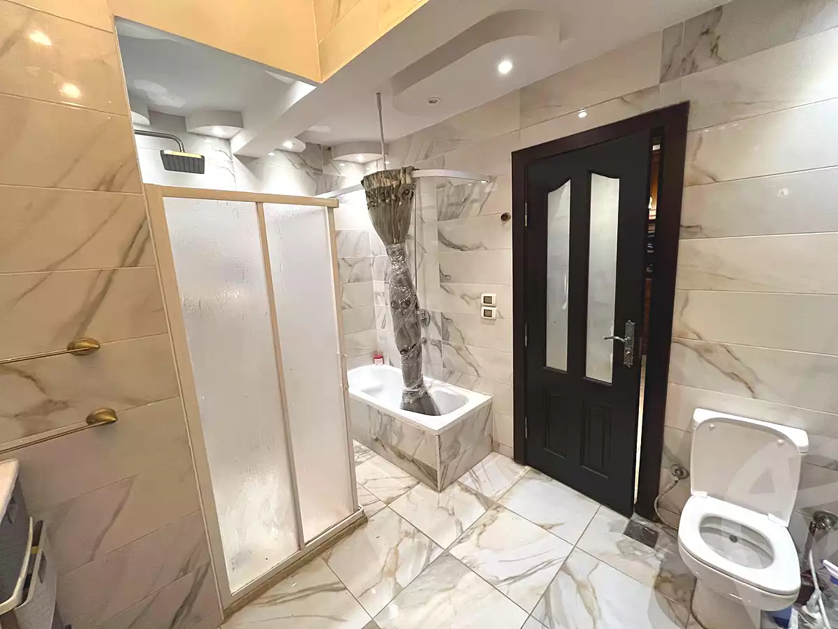 https://aqarmap.com.eg/en/listing/6854634-for-sale-cairo-new-cairo-compounds-hyde-park-park-corner-hyde-park