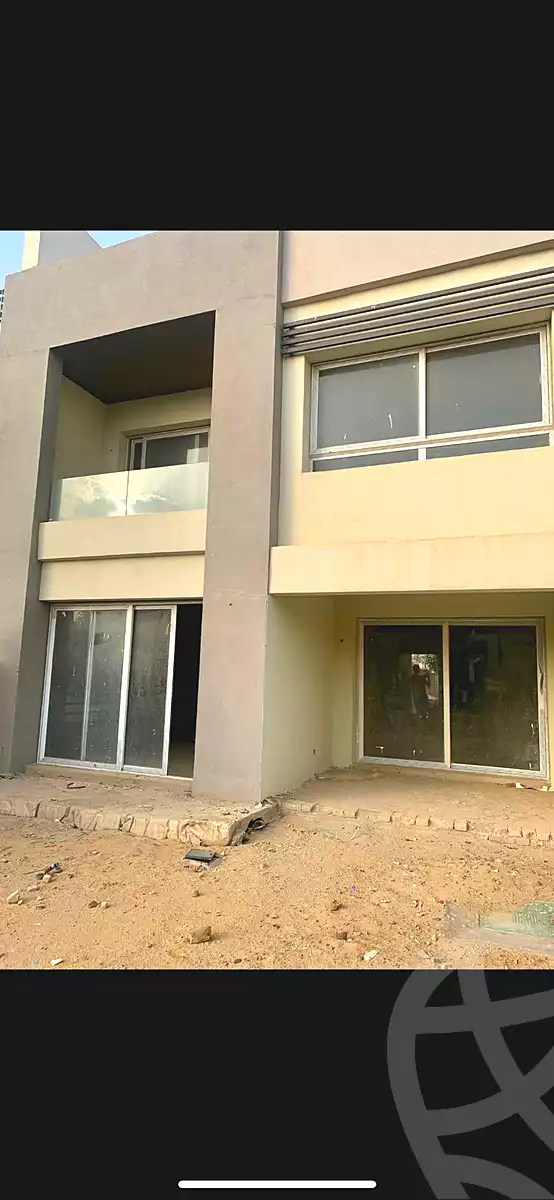 https://aqarmap.com.eg/en/listing/6854680-for-sale-cairo-new-cairo-compounds-hyde-park-centre-ville-hyde-park