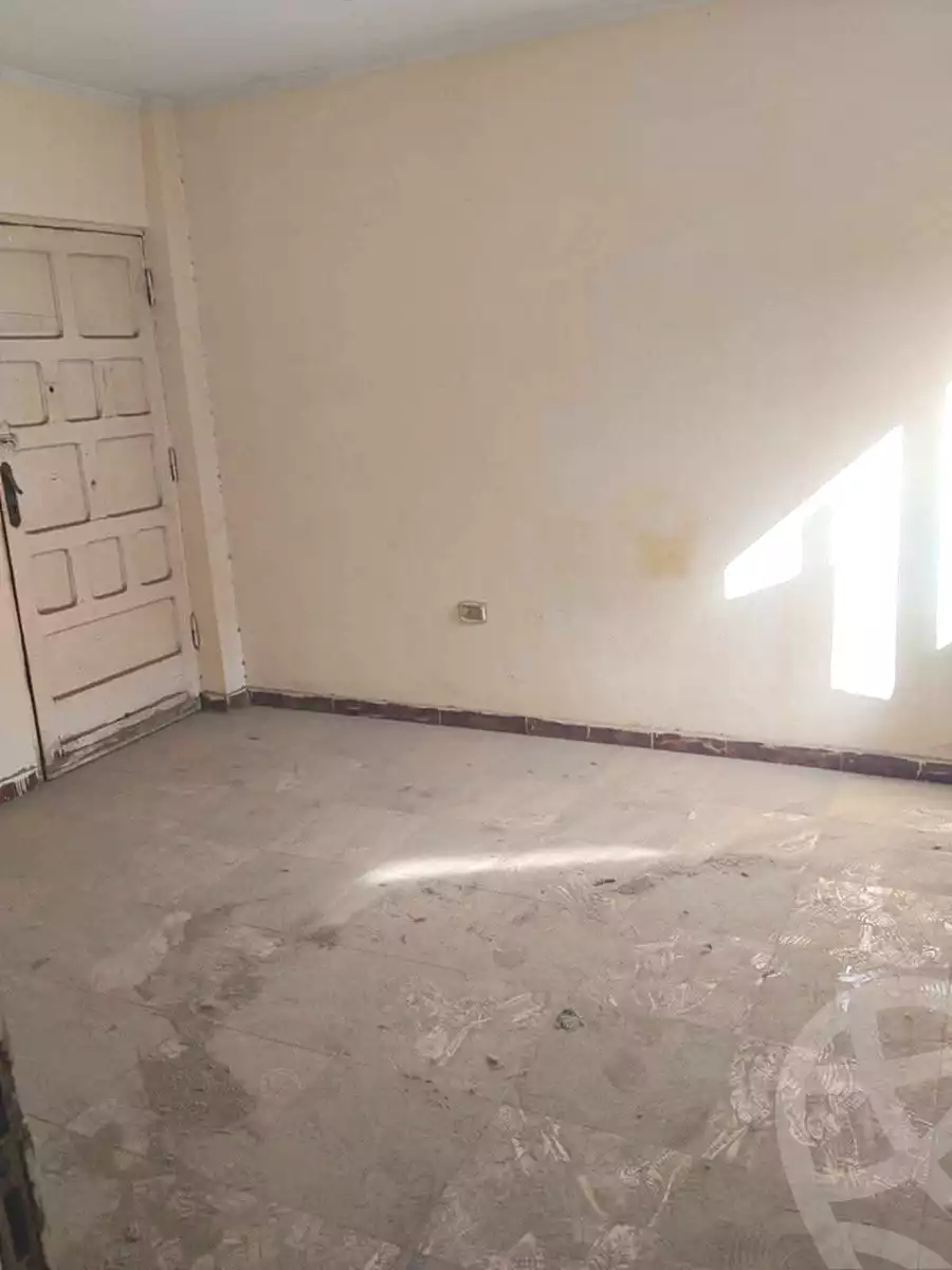 https://aqarmap.com.eg/ar/listing/6854879-for-sale-cairo-helwan-helwan-el-sharkeya-abd-el-rahman-pasha-st