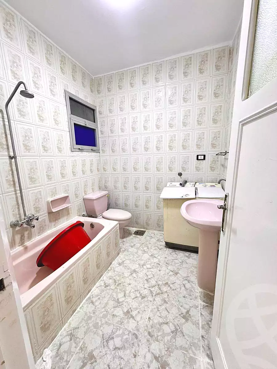 https://aqarmap.com.eg/en/listing/6854955-for-sale-alexandria-al-agamy-shataa-el-nakheel