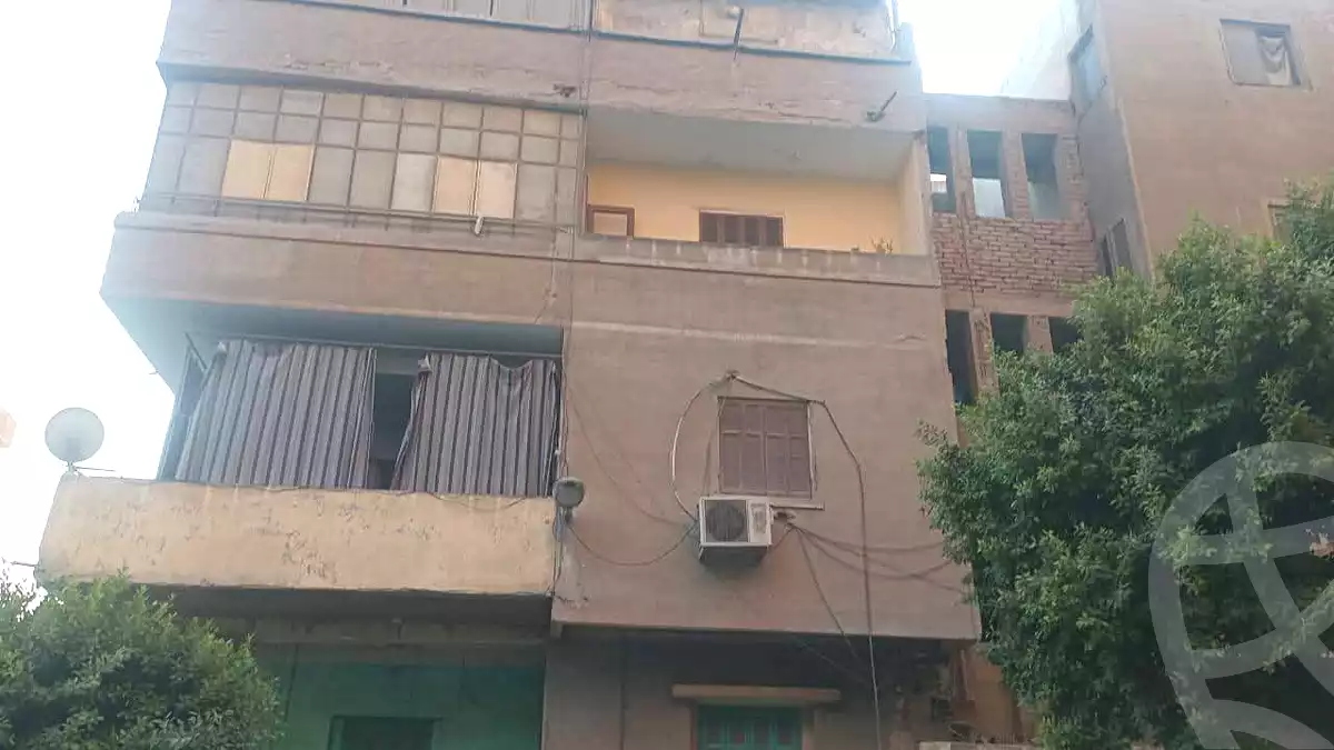 https://aqarmap.com.eg/ar/listing/6855128-for-sale-cairo-helwan-helwan-el-sharkeya-borhan-st