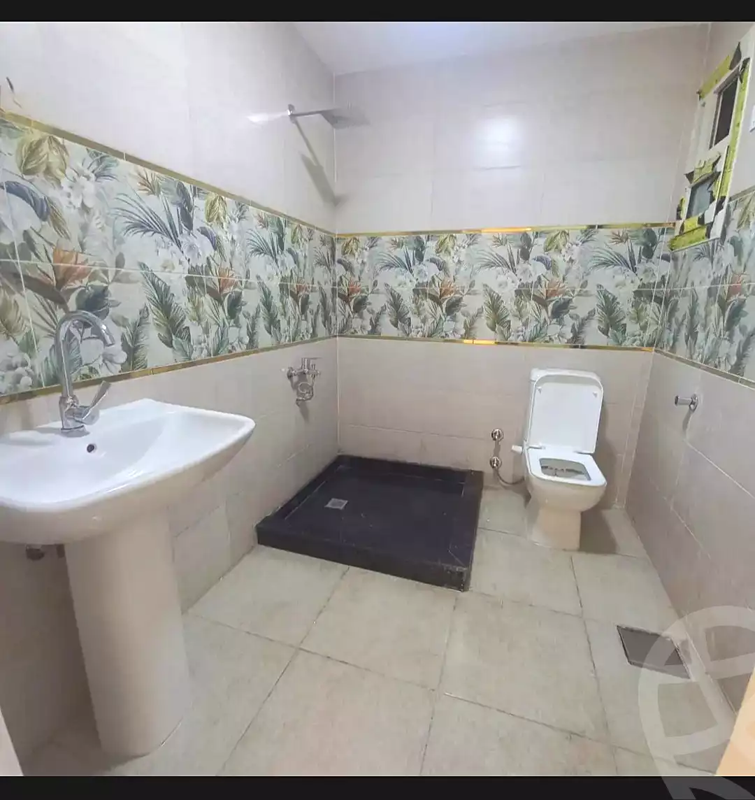 https://aqarmap.com.eg/ar/listing/6855185-for-sale-alexandria-sydy-bshr-sydy-bshr-bhry-shr-mhmwd-l-yswy