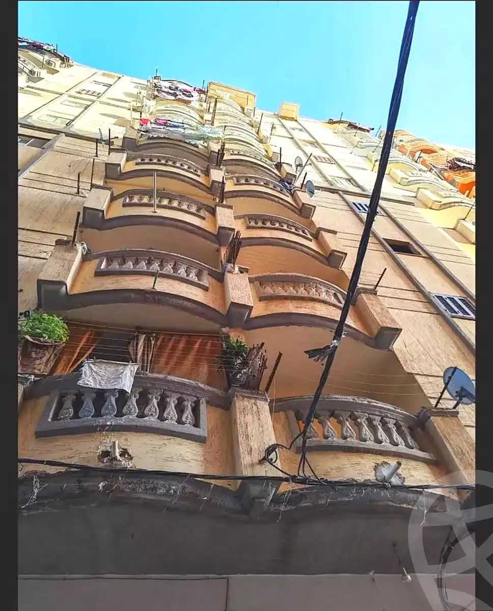 https://aqarmap.com.eg/ar/listing/6855208-for-sale-alexandria-al-agamy-el-hanouvel