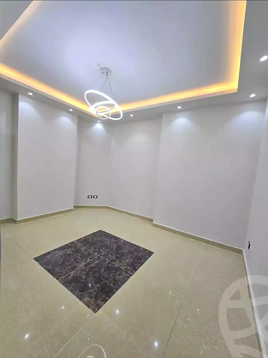 https://aqarmap.com.eg/ar/listing/6855415-for-sale-alexandria-sydy-bshr-sydy-bshr-bhry-shr-khld-bn-lwlyd