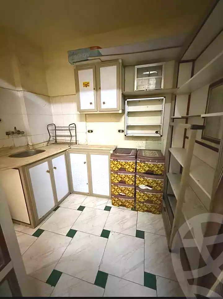 https://aqarmap.com.eg/en/listing/6855829-for-sale-alexandria-moharram-bey-erfan-st