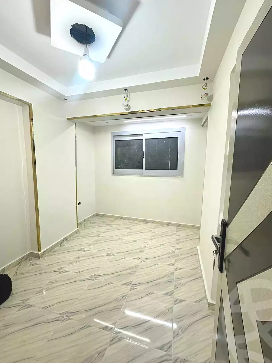 https://aqarmap.com.eg/en/listing/6855860-for-sale-alexandria-lsywf-el-falki