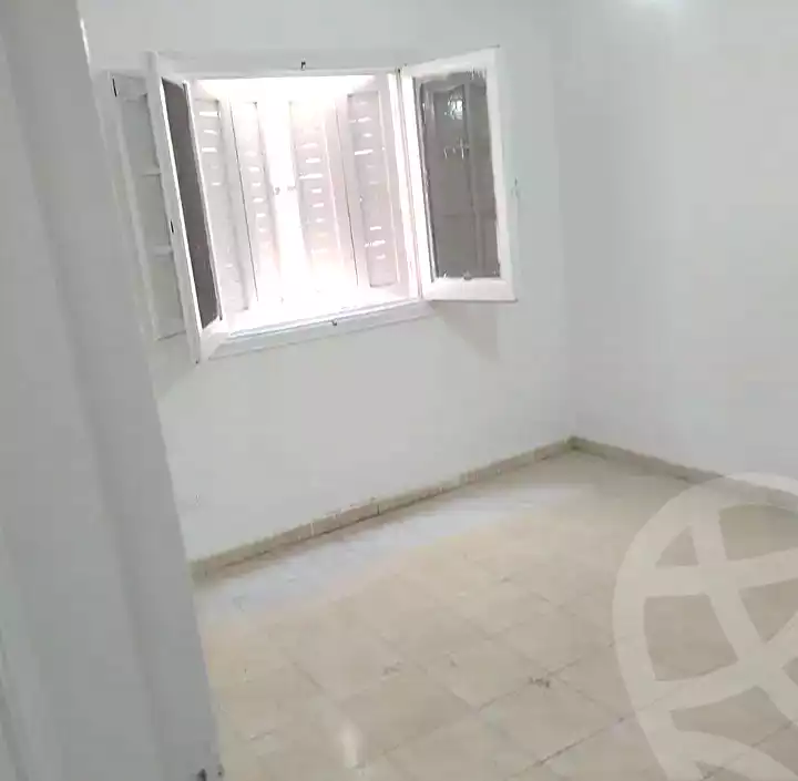 https://aqarmap.com.eg/ar/listing/6856002-for-sale-alexandria-al-agamy-el-hanouvel-al-asdakaa-st