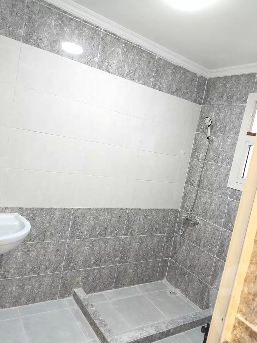 https://aqarmap.com.eg/en/listing/6856068-for-sale-alexandria-al-agamy-el-hanouvel-al-haded-we-al-soulb-st