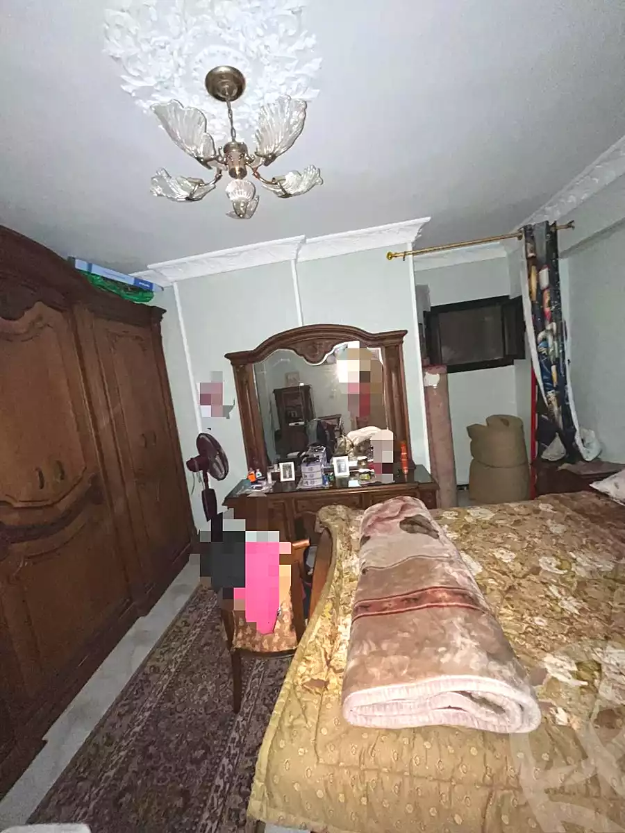 https://aqarmap.com.eg/ar/listing/6856240-for-sale-alexandria-moharram-bey-bwlynw