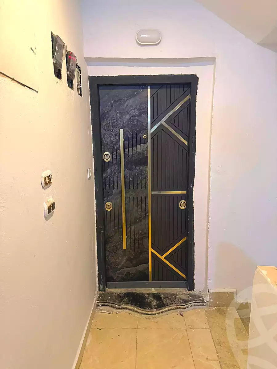 https://aqarmap.com.eg/ar/listing/6856295-for-sale-alexandria-sydy-bshr-sydy-bshr-bhry