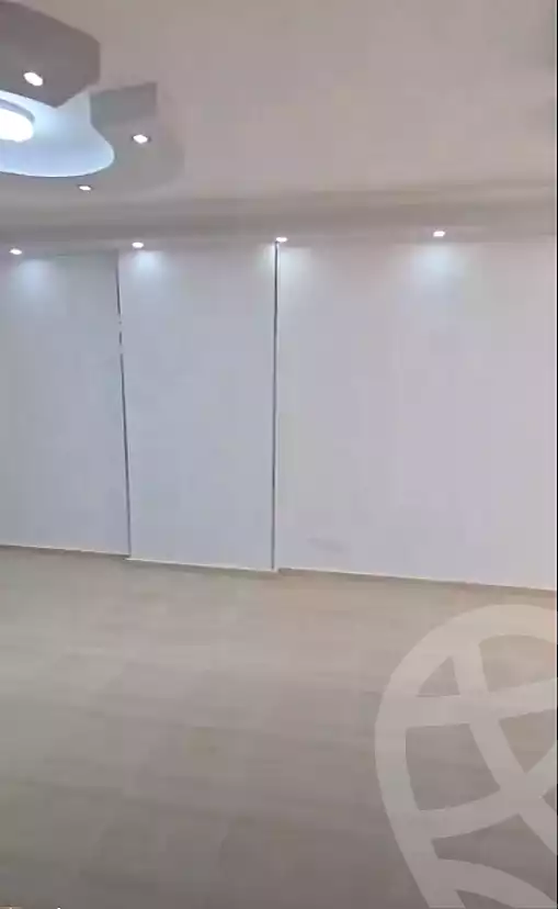 https://aqarmap.com.eg/en/listing/6856555-for-sale-alexandria-miami-shr-jml-bd-lnsr
