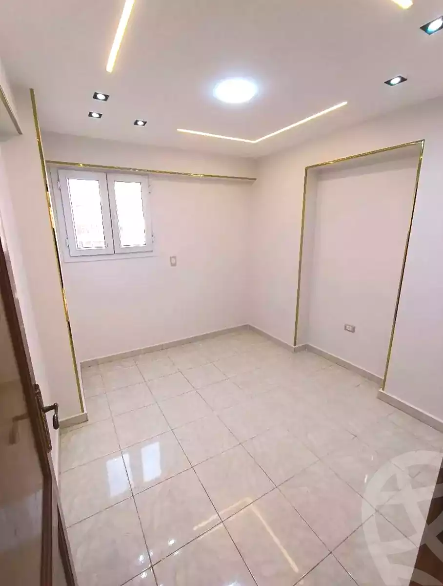https://aqarmap.com.eg/ar/listing/6856664-for-sale-alexandria-sydy-bshr-sydy-bshr-bhry