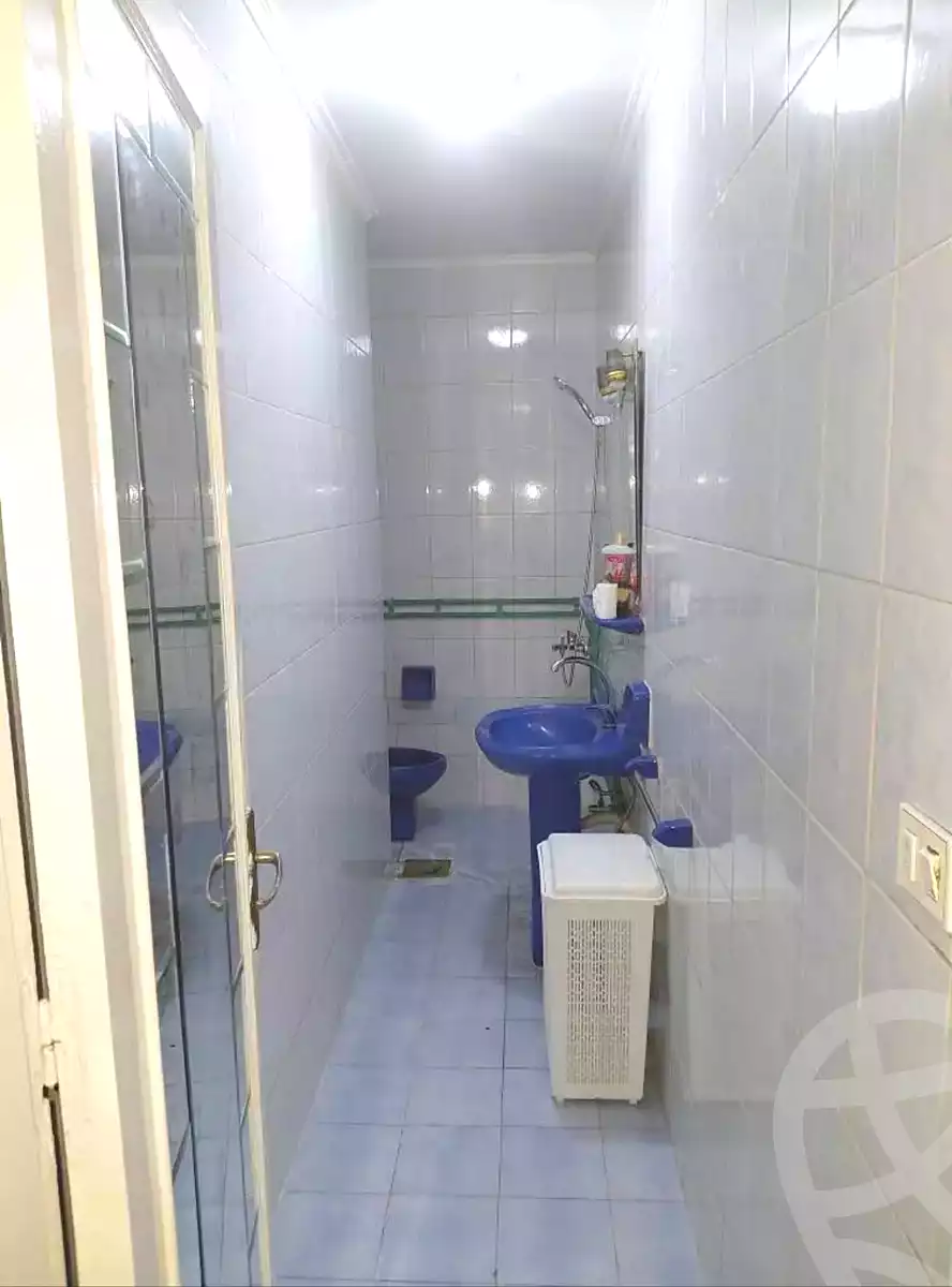 https://aqarmap.com.eg/ar/listing/6856705-for-sale-alexandria-sydy-bshr-sydy-bshr-bhry-shr-khld-bn-lwlyd