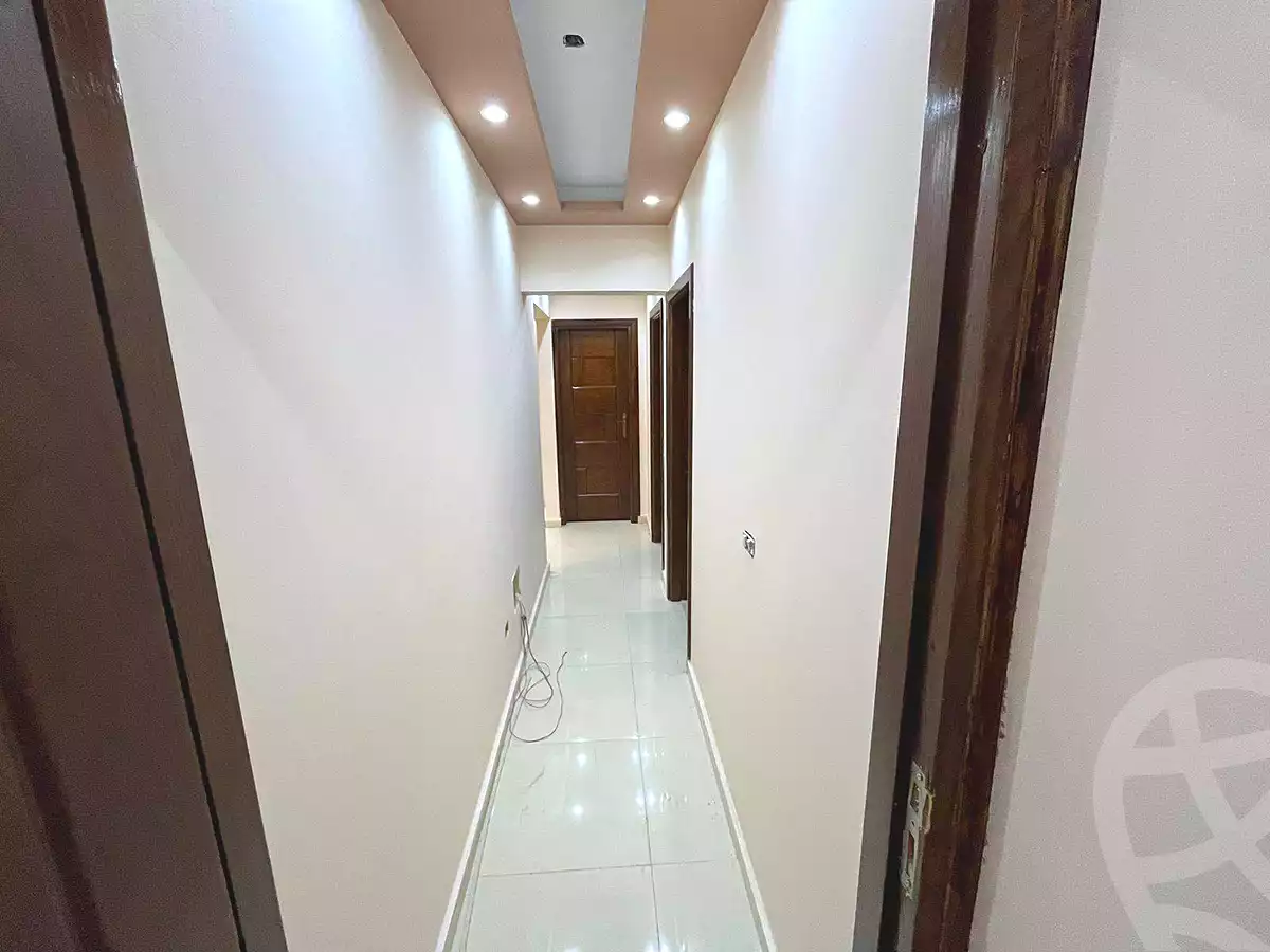 https://aqarmap.com.eg/ar/listing/6857332-for-rent-alexandria-lsywf-gamila-city-compound