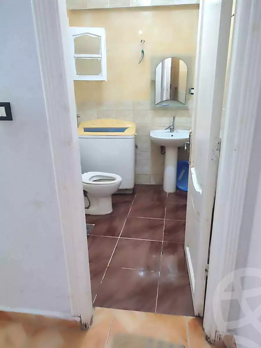 https://aqarmap.com.eg/ar/listing/6857533-for-sale-alexandria-al-agamy-lbytsh-shahr-al-assal-st