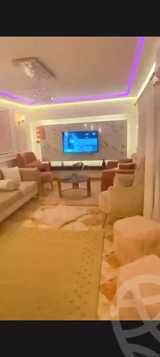 https://aqarmap.com.eg/ar/listing/6857536-for-sale-cairo-helwan-lazoghli-st