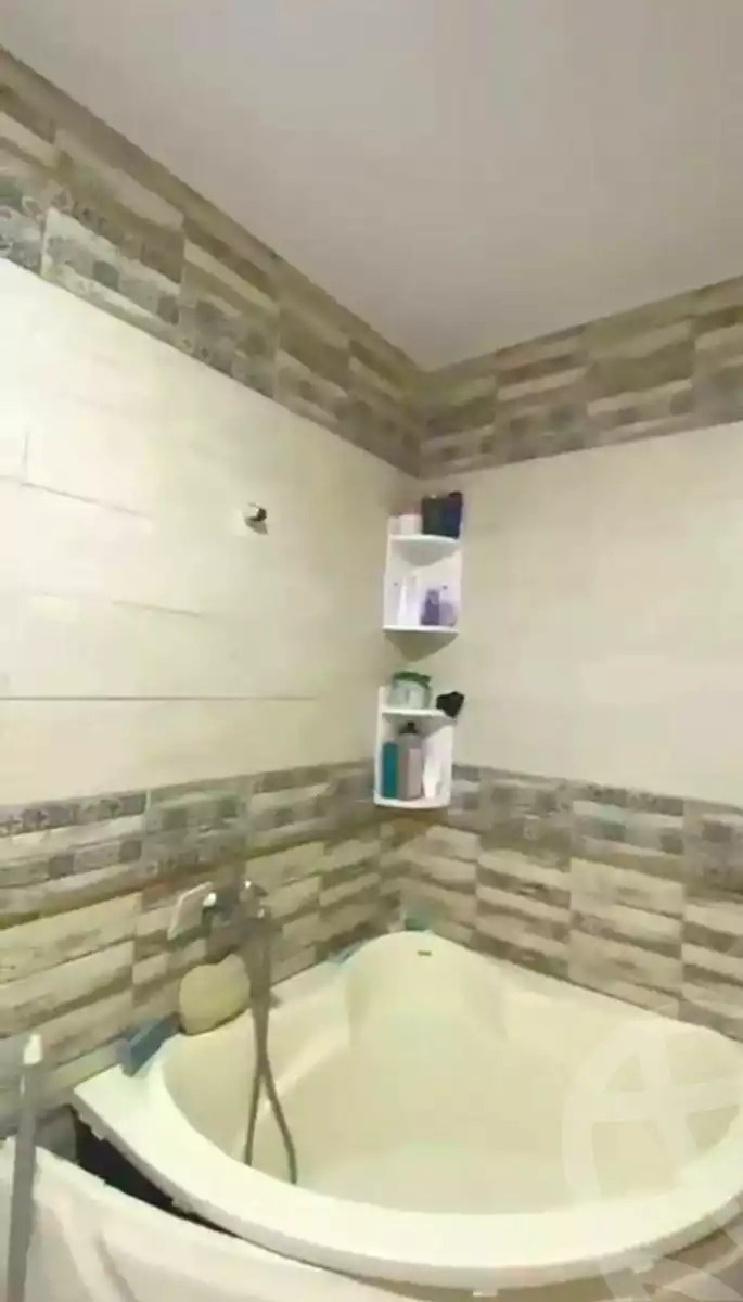 https://aqarmap.com.eg/en/listing/6857559-for-sale-cairo-15th-of-may-mjwr-27