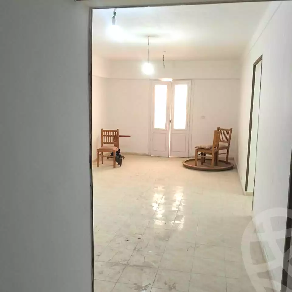 https://aqarmap.com.eg/en/listing/6857816-for-sale-alexandria-al-agamy-el-hanouvel-al-asdakaa-st