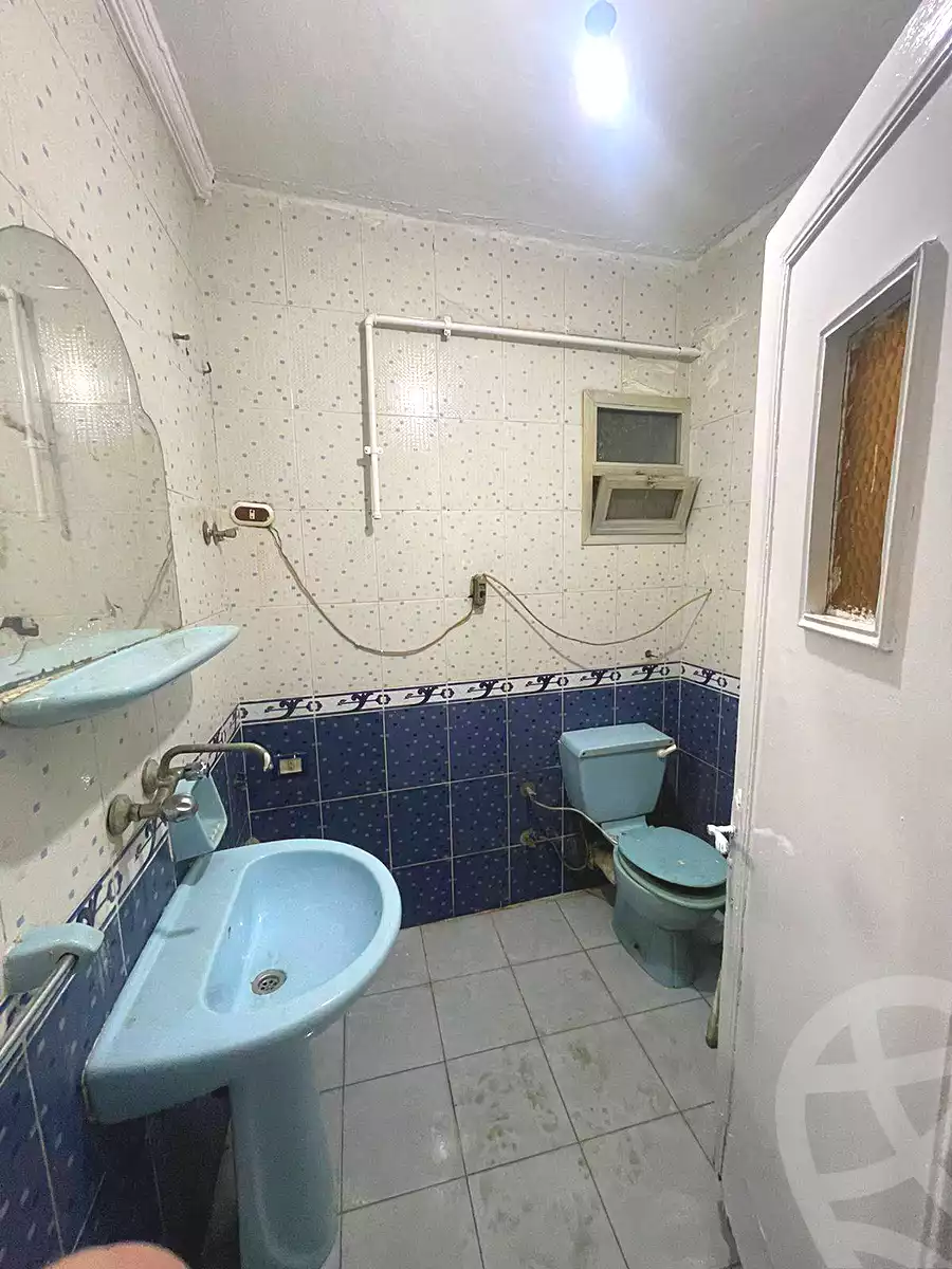 https://aqarmap.com.eg/ar/listing/6857991-for-sale-alexandria-al-agamy-lbytsh-el-reyad-st