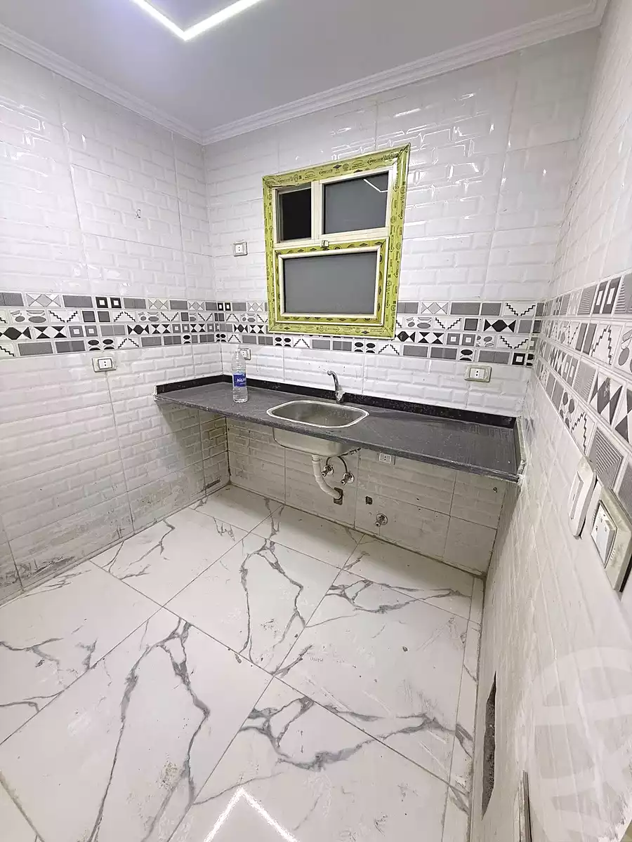 https://aqarmap.com.eg/ar/listing/6858007-for-sale-cairo-el-haram-el-lebeny-soltan-khattab-st