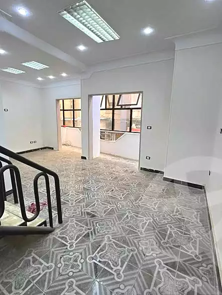 https://aqarmap.com.eg/ar/listing/6858351-for-sale-alexandria-al-agamy-lbytsh-el-hanafeya-st