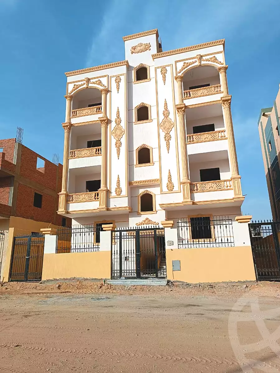 https://aqarmap.com.eg/en/listing/6858400-for-sale-cairo-badr-city-hai-el-ashgar-featured-neighborhood-el-imam-el-bokhary-st