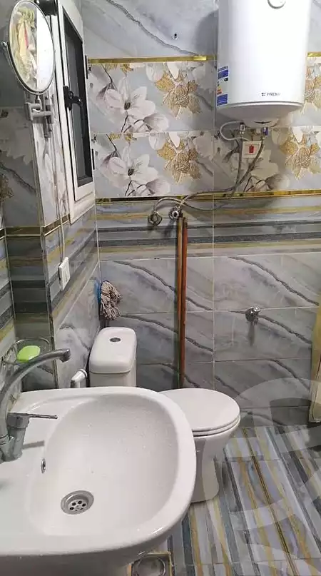 https://aqarmap.com.eg/ar/listing/6858873-for-sale-alexandria-fyktwry-el-amir-abd-el-haleem-st