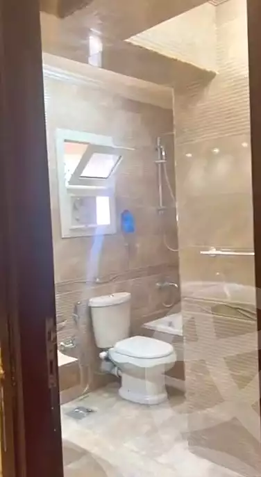 https://aqarmap.com.eg/ar/listing/6859068-for-sale-alexandria-sydy-bshr-sydy-bshr-bhry-shr-khld-bn-lwlyd