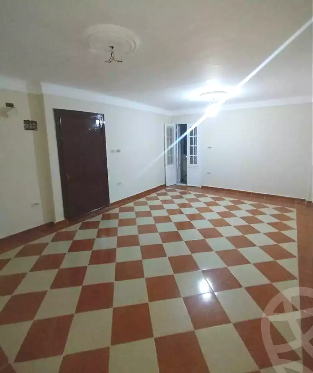 https://aqarmap.com.eg/en/listing/6859081-for-sale-alexandria-lsywf-el-falki
