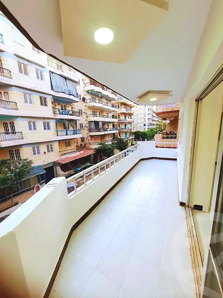 https://aqarmap.com.eg/ar/listing/6859123-for-sale-alexandria-al-agamy-shataa-el-nakheel